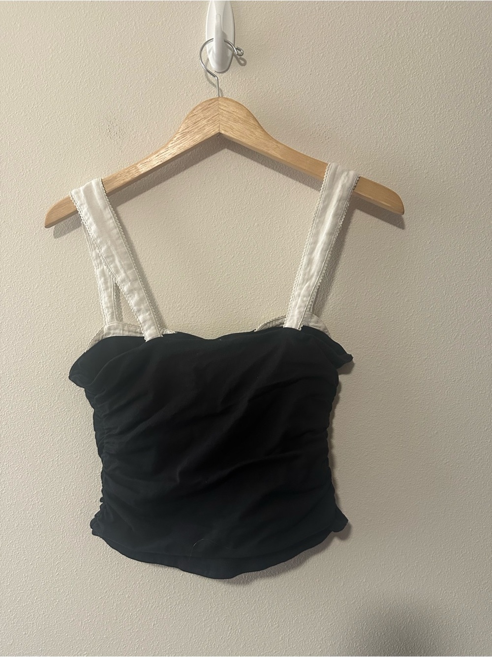 Free people two tone tank black and white fits like a medium - Picture 3 of 8